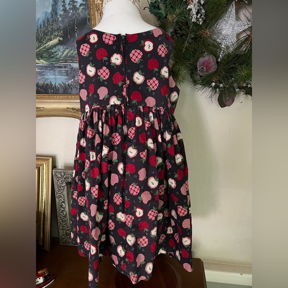 ❤️ Vintage Handmade Primitive
Apple Design Cotton Jumper
Dress - Picture 5 of 7